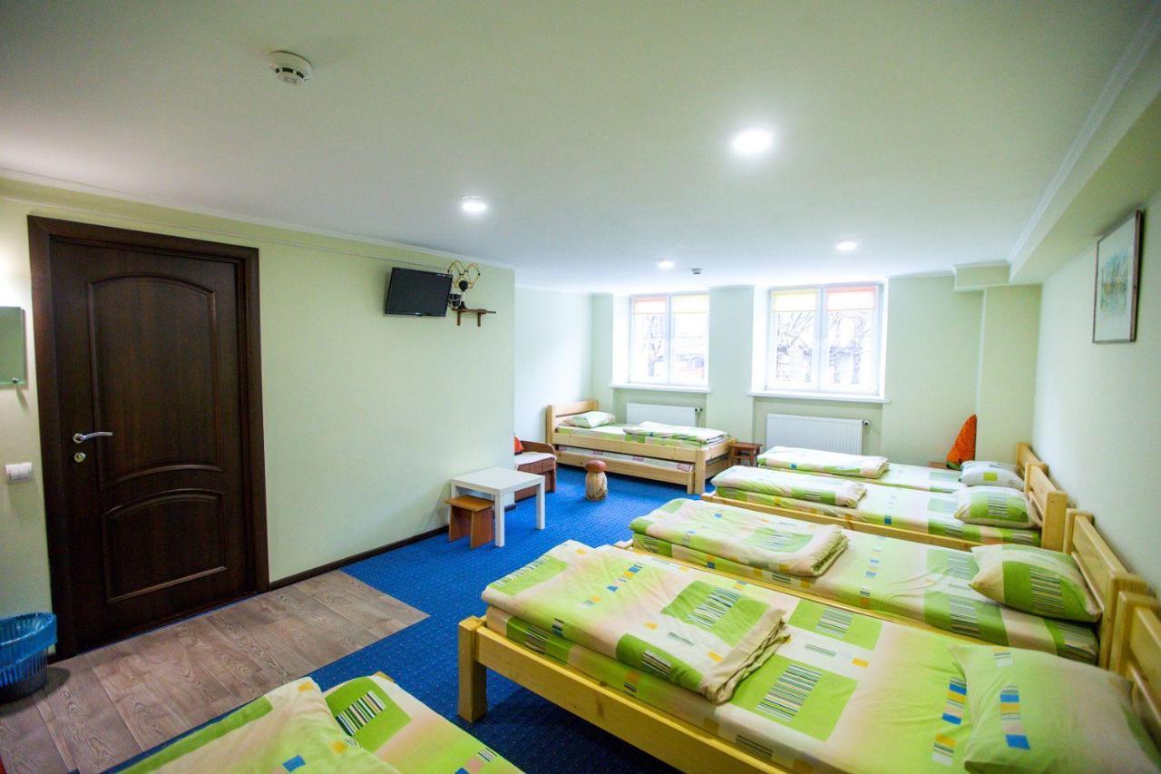 Apart Hotel Avinos Lviv Exteriör bild